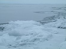 LakeSuperior_from_Duluth_in_Winter