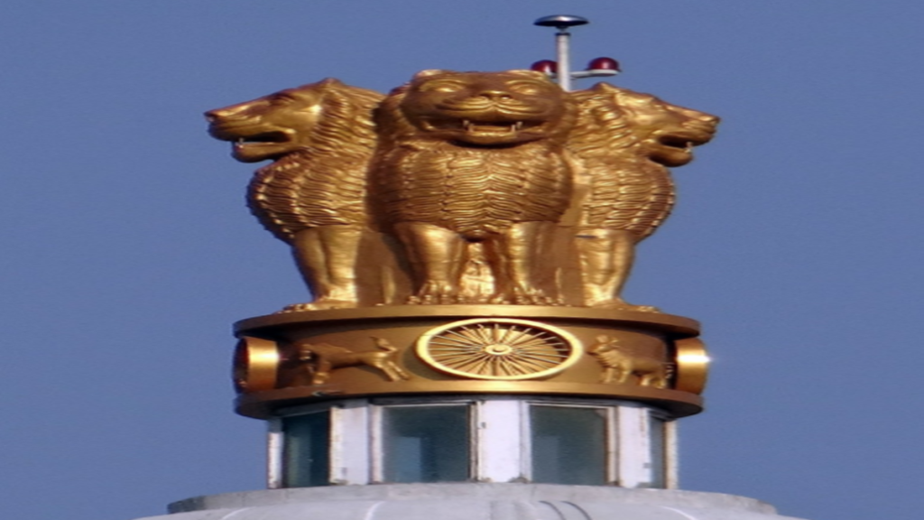 How many spokes are there in the Ashoka Chakra?