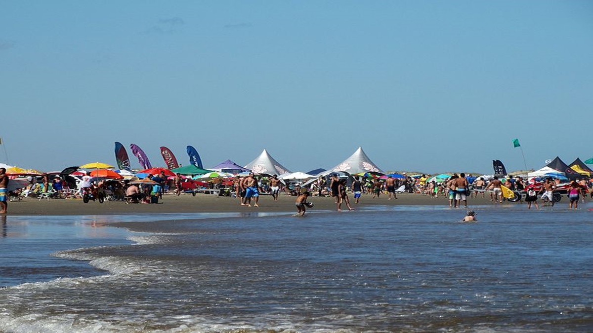 World’s Longest Beach